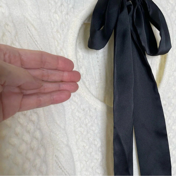 TALBOTS SATIN BOW CABLE KNIT PULLOVER Feminine cabin core holiday party - Picture 8 of 12